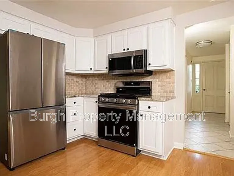 1248 Satellite Cir — Photo 23