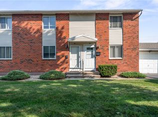 18 Fox Run, Rochester, NY 14606