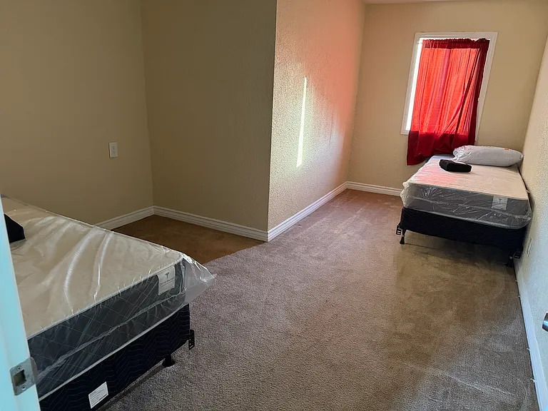 32744 Texas Dr — Photo 9