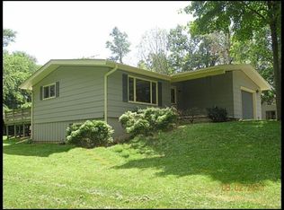 53 Menomonee Rd, Williams Bay, WI 53191