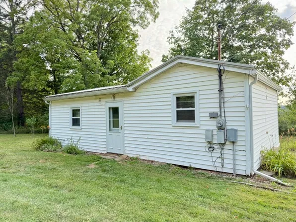 489 State Route 42 #B, Ashland, OH 44805