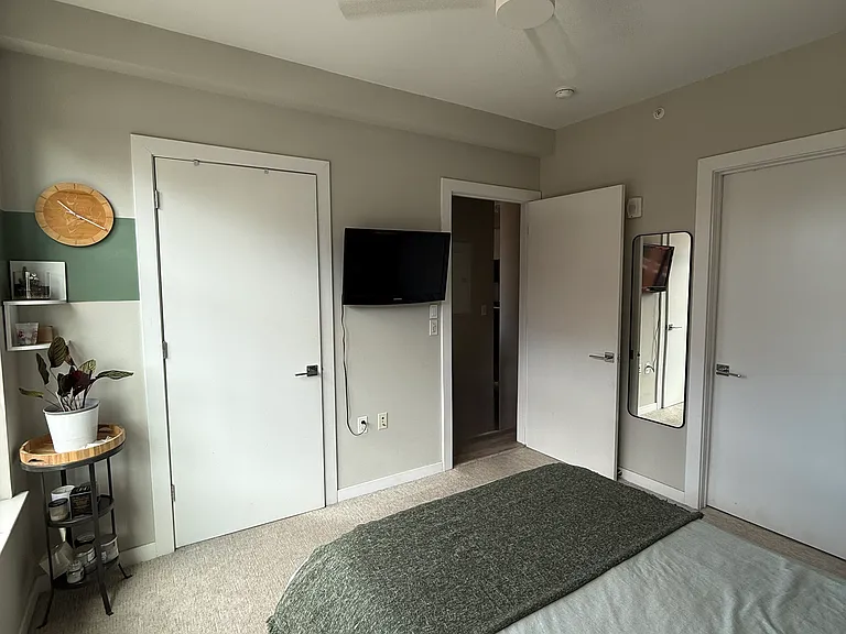 911 2nd St NE #601 — Photo 7