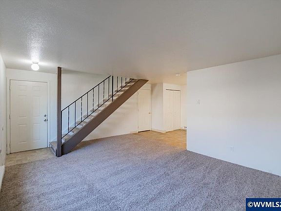 4th image of 2634 S 7th St