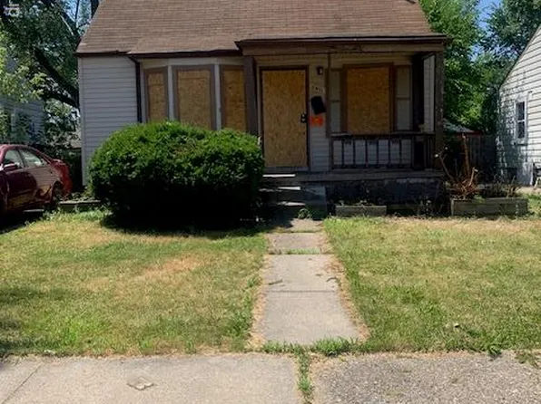 8411 Westwood St, Detroit, MI 48228
