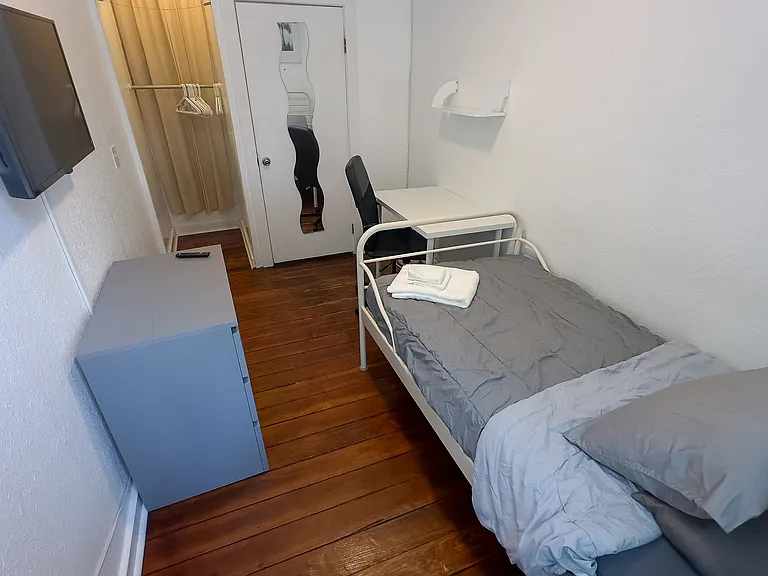 1343 C St #6B — Photo 8