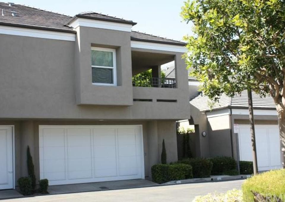 2nd image of 49 Baycrest Ct #40