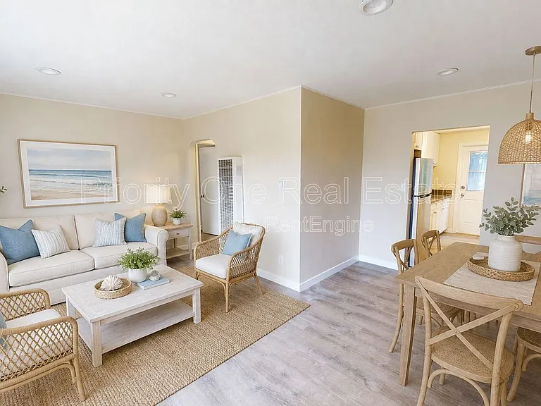 3641 Reynard Way — Photo 4