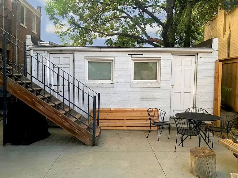 306 S Washington St — Photo 18