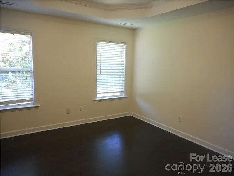 1128 Steele Meadows Dr — Photo 11