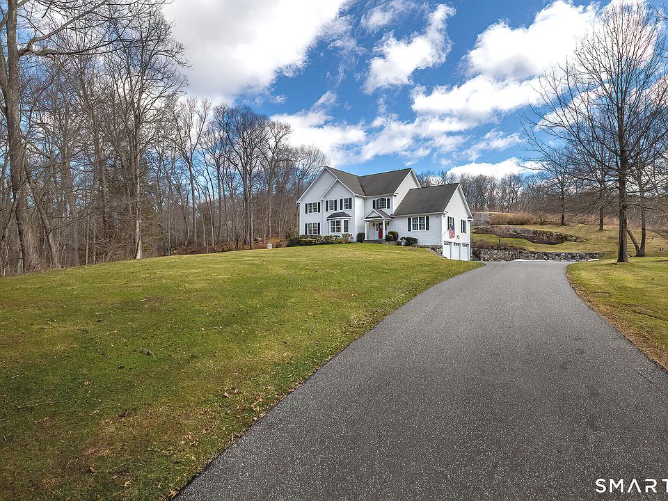 1st image of 98 Hopewell Woods Road