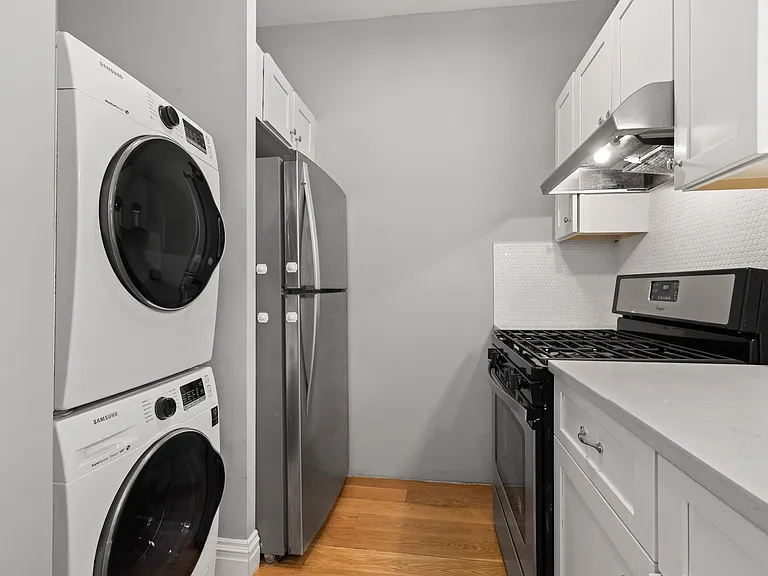 29 Milton Ave #2 — Photo 8