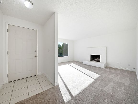 3rd image of 1105 SE 145th Ct