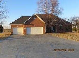 3546 E Apple Rd, Cortland, NE 68331