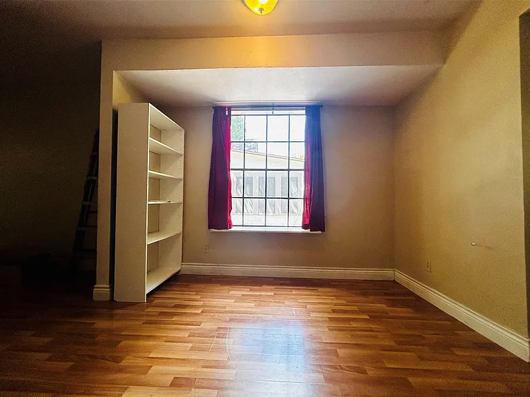 4511 Avenue B #B — Photo 11