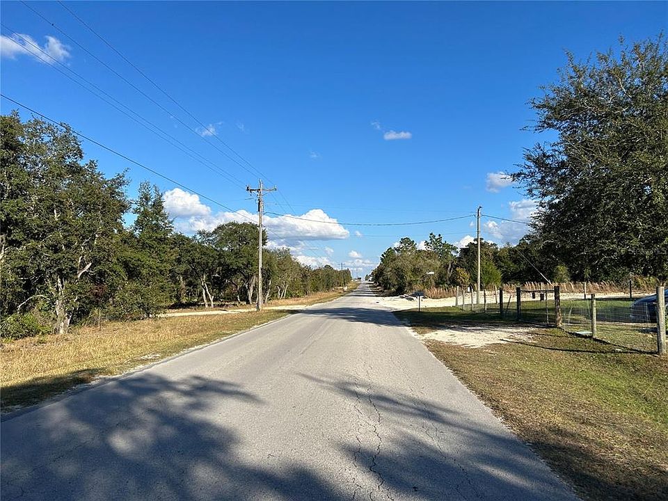 2nd image of NE 69th Ln Lot 14