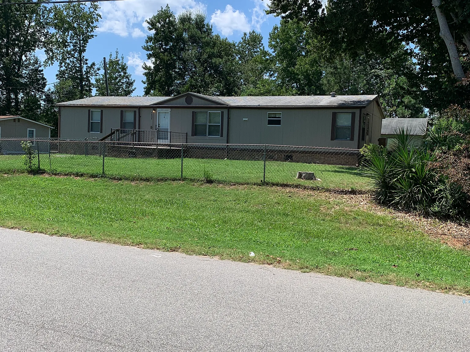 3 bed, 1500 sqft, $1,795 — Photo 1