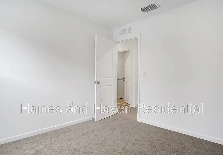2728 Lookout Ridge Rd — Photo 24