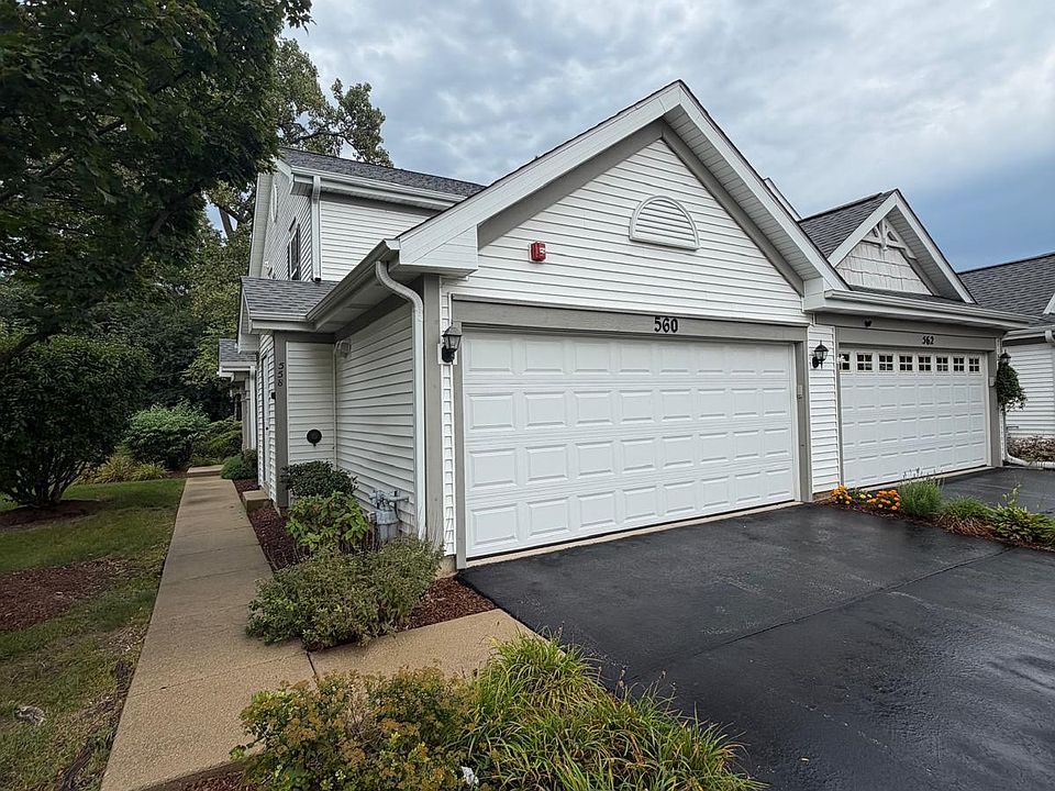 1st image of 560 Jennifer Cir