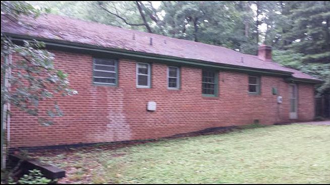 2nd image of 1830 Rockcrest Rd