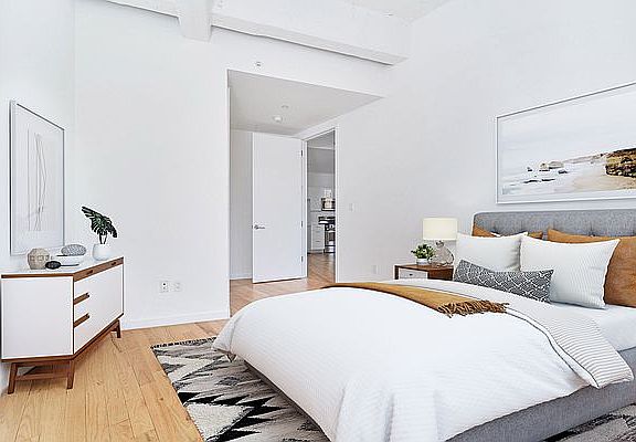 5th image of 55 Hope St APT 510