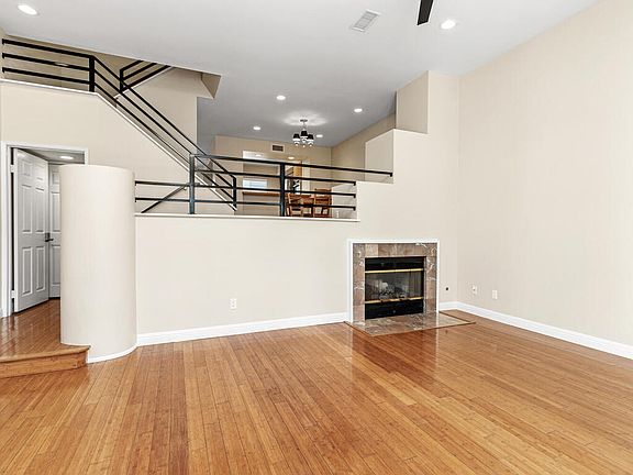 3rd image of 8294 Avenida Navidad Unit 3