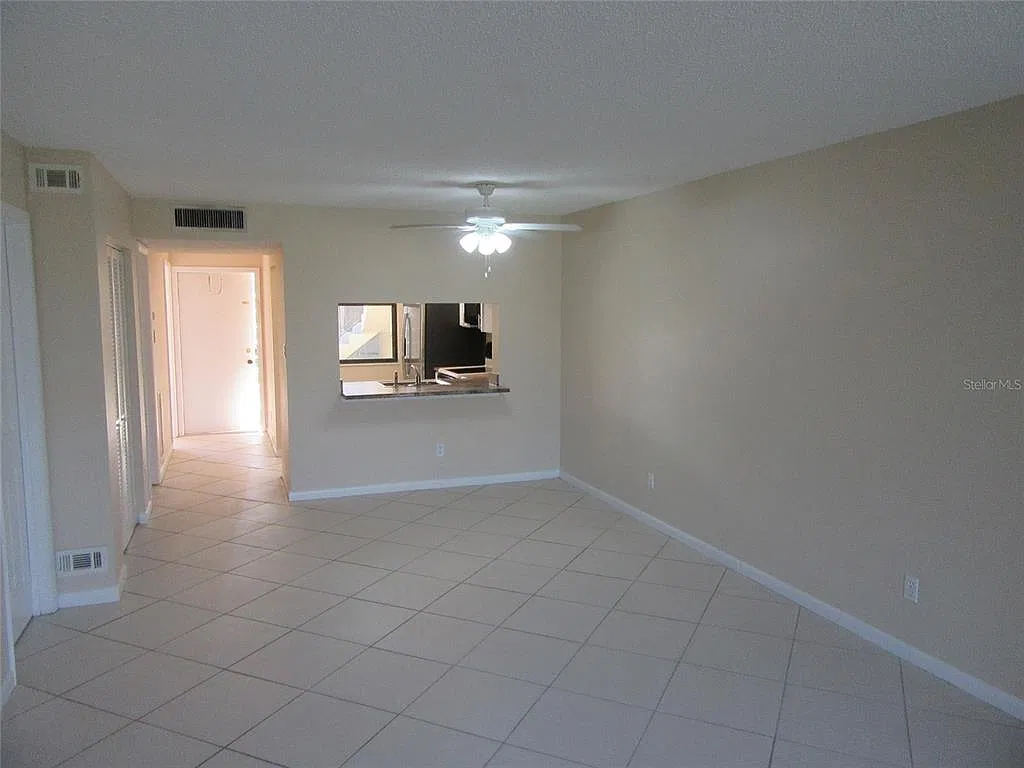1933 Oyster Catcher Ln — Photo 2