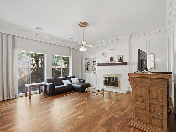 3rd image of 321 Champions Colony St #Iii