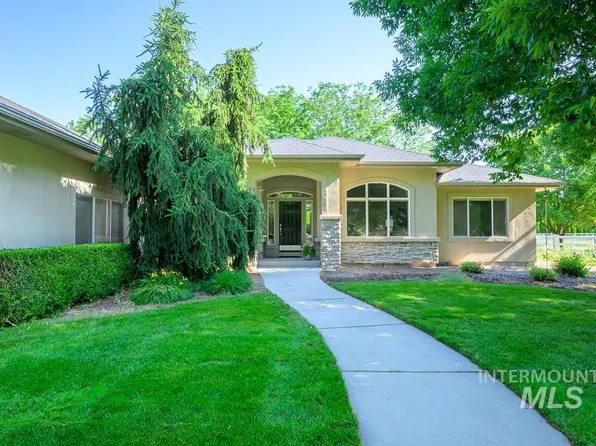 3032 W Dorchester Dr, Eagle, ID 83616