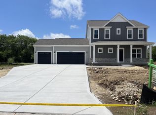 W149N11987 Red Holly Dr, Germantown, WI 53022