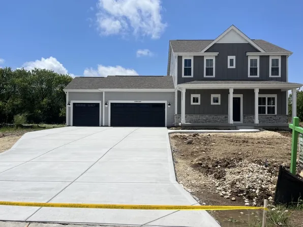 W149N11987 Red Holly DRIVE, Germantown, WI 53022