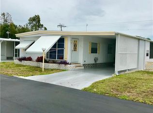 573 Winning Way, North Fort Myers, FL 33917