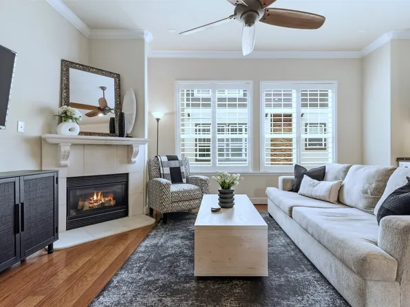 4058 Buena Vista St Unit E, Dallas, TX 75204