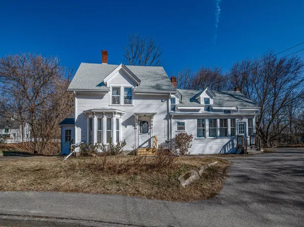 27 Northern Avenue, Farmingdale, ME 04344