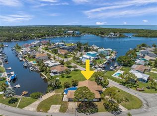 8136 Brighton Dr, Port Richey, FL 34668