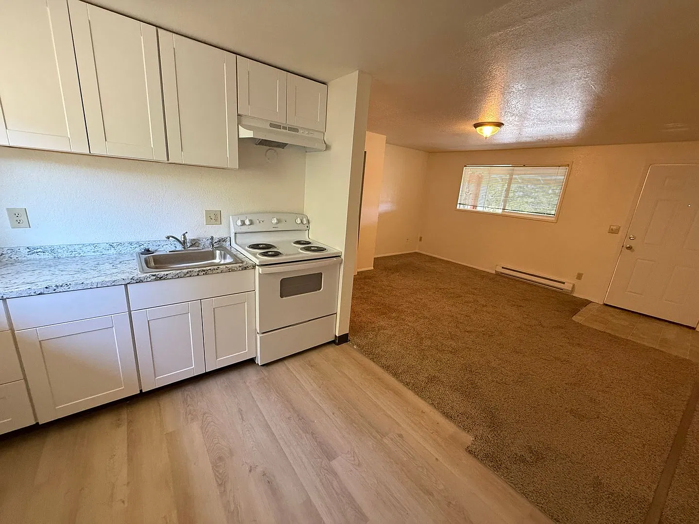 Alderwood Apartments — Photo 3