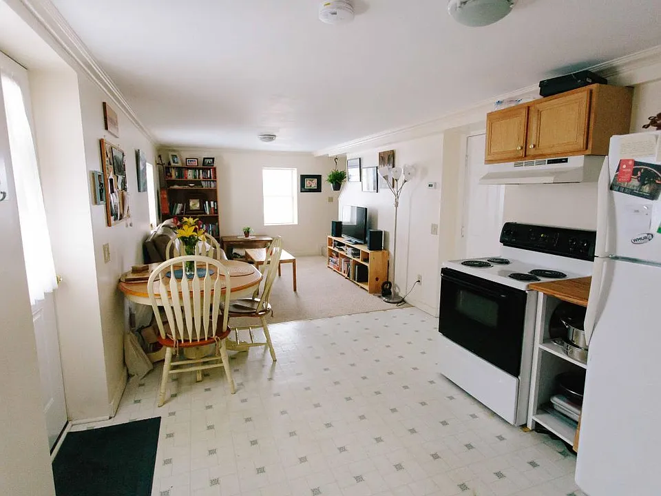 312 Front St #3