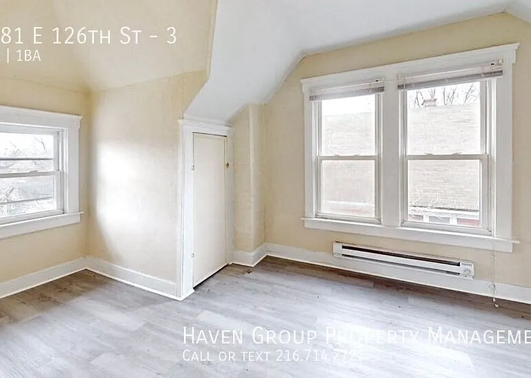 2681 E 126th St #3 — Photo 4