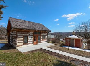 3267 E Galen Hall Rd, Reinholds, PA 17569