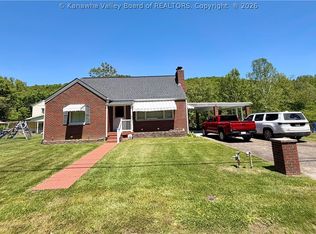 100 King Shoals Addition Rd, Pecks Mill, WV 25547