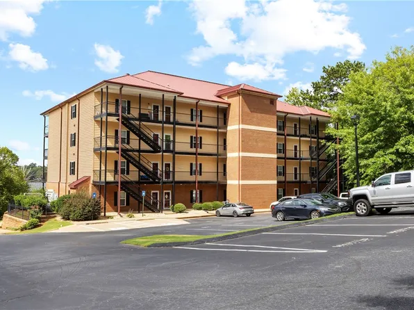 111 Lee Road 802 Unit 143, Valley, AL 36854