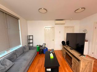 501 Cortelyou Rd #2R, Brooklyn, NY 11218
