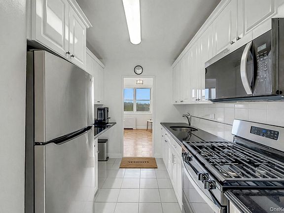 3rd image of 615 Palmer #1004