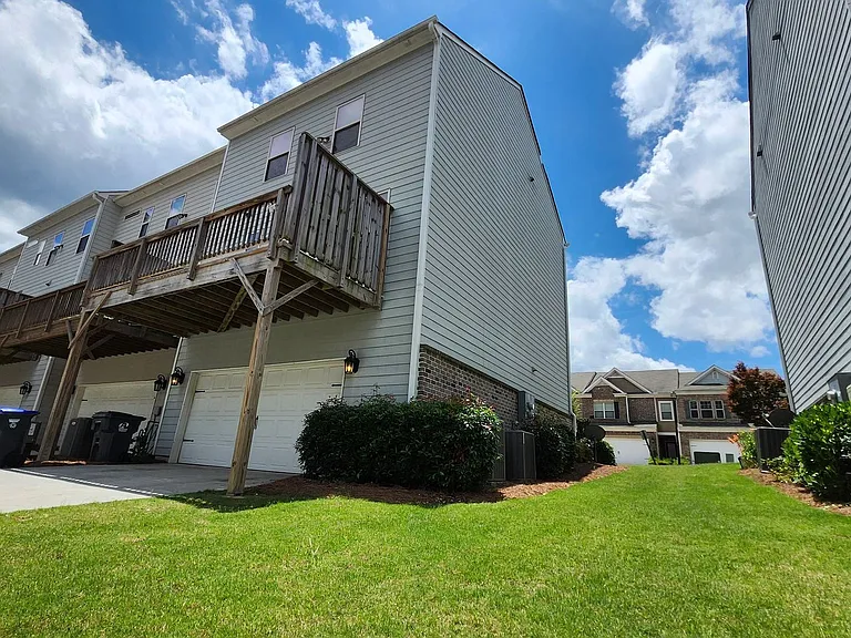 2669 Village Park Bnd — Photo 20