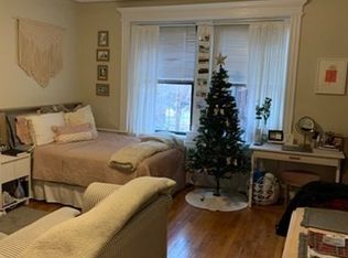 466 Commons Ave #304, Boston, MA 02215