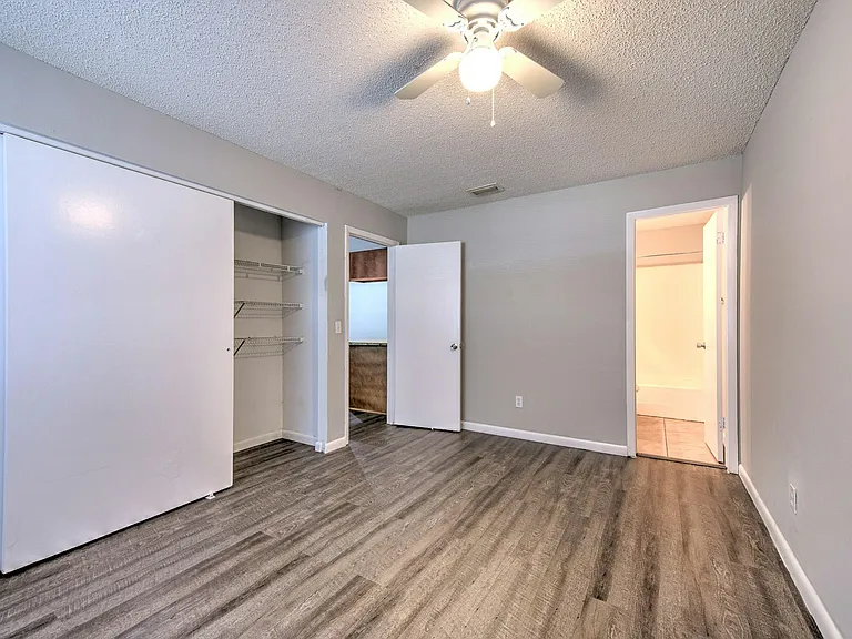 213 Berry Tree Pl — Photo 7