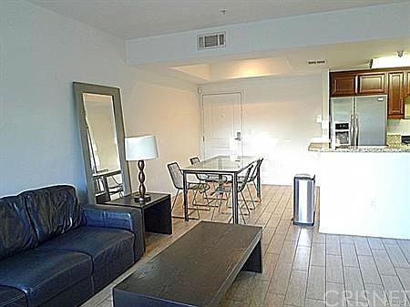 2nd image of 11925 Kling St APT 307