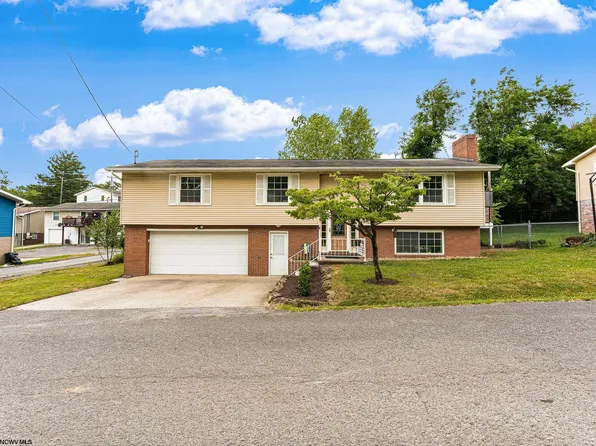 1337 Perry Ave, Morgantown, WV 26505