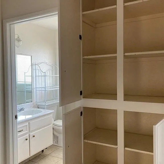 9934 La Vine St — Photo 43