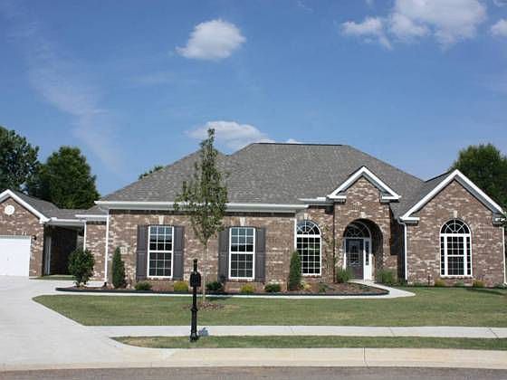 1st image of 2276 Towne Park Dr SW