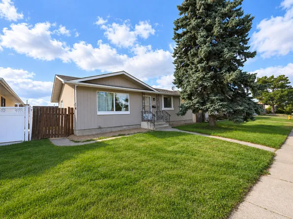 14212 114th St NW, Edmonton, AB T5X 3Z8